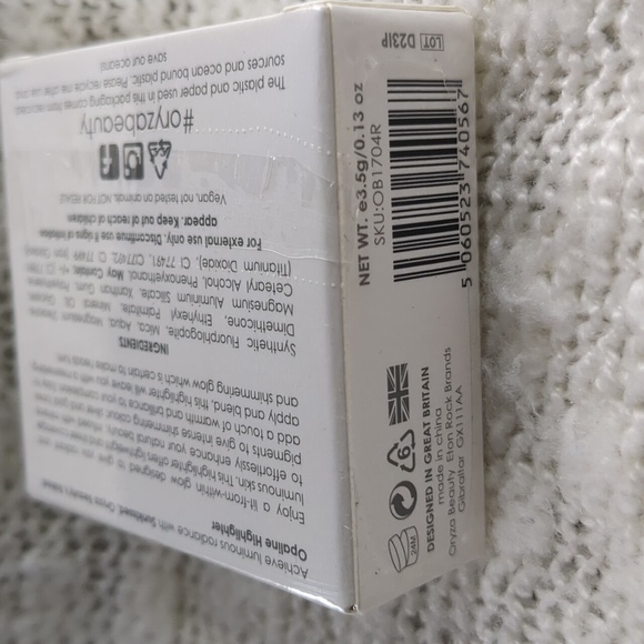 Oryza Beauty Baked Opaline Highlighter in Sunkissed - Picture 7 of 8